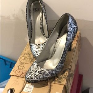 BKE size 10 heels